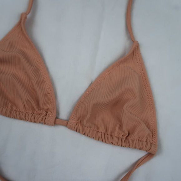 RIS-K NUDE DESTINATION TOP - Picture 2 of 4